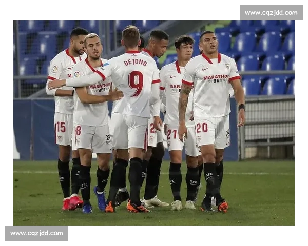 聚焦西甲排名风云解析豪门争冠与保级形势全景观察最新走势分析解